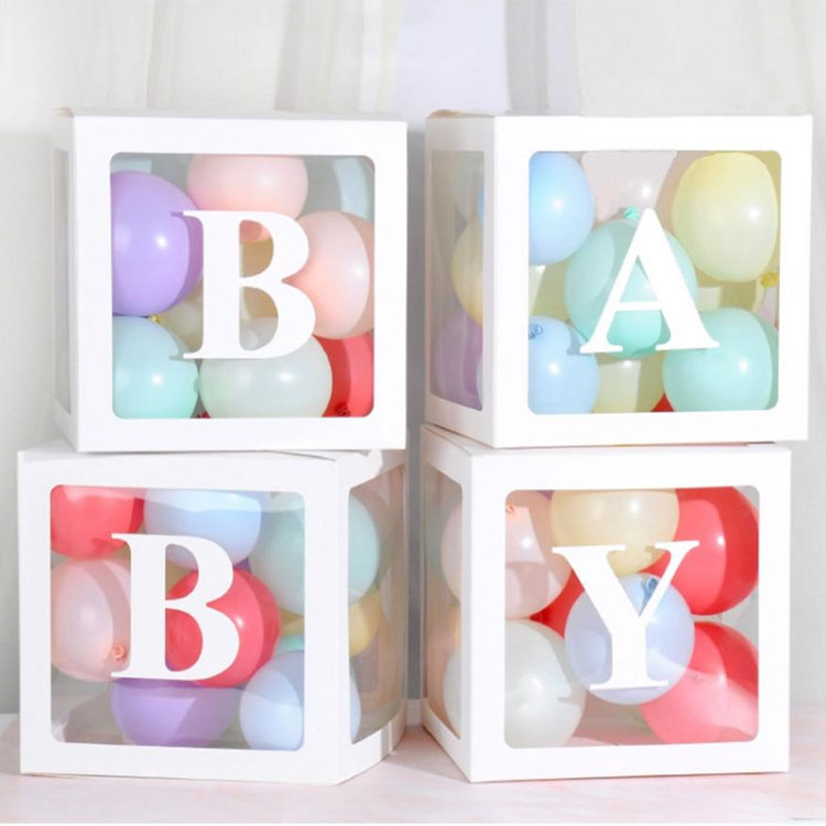 Boîtes de baby shower avec lettres