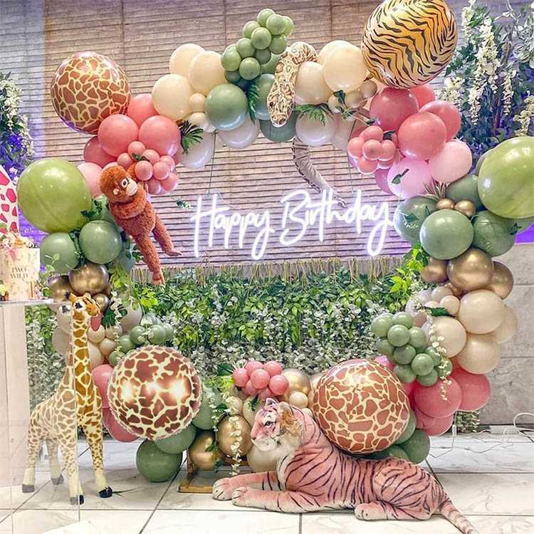 Kit arche de ballons sur le thème de la forêt