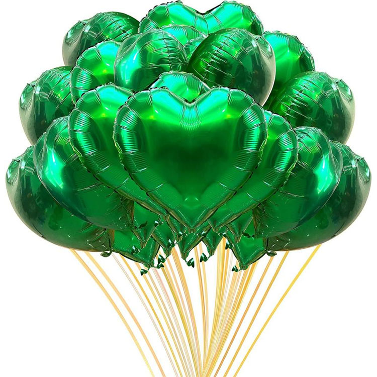 Ballons en forme de coeur vert